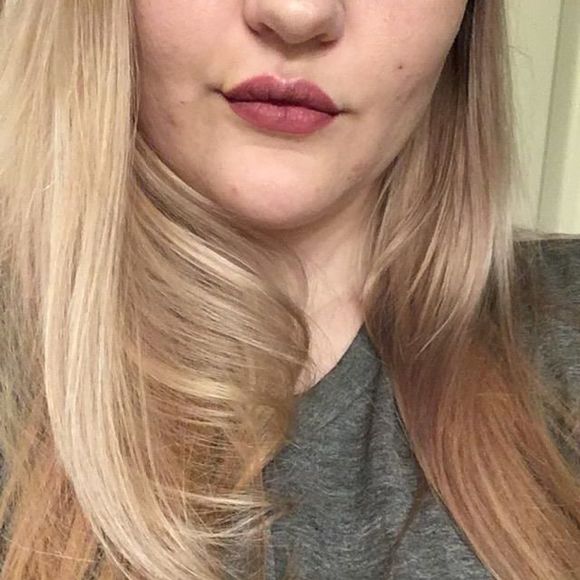 Meet your Posher, Amanda - Picture 1 of 1